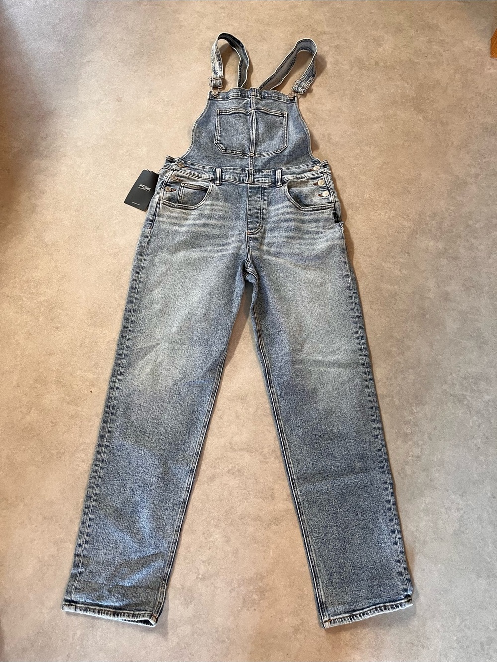 New SILVER overalls. Baggy. Straight Leg. Small or 28. Mid stretch. Tags on. - Picture 11 of 12